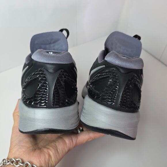 Nike Zoom 10.5 Volly Hyperspike volleyball Shoes BlacknSilver logo accent Active - Picture 4 of 14